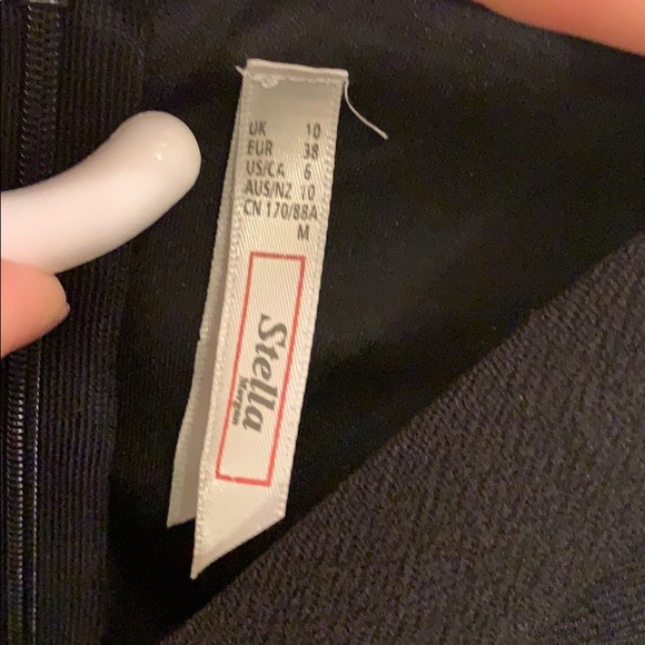 Black study and comfortable material - Picture 2 of 4